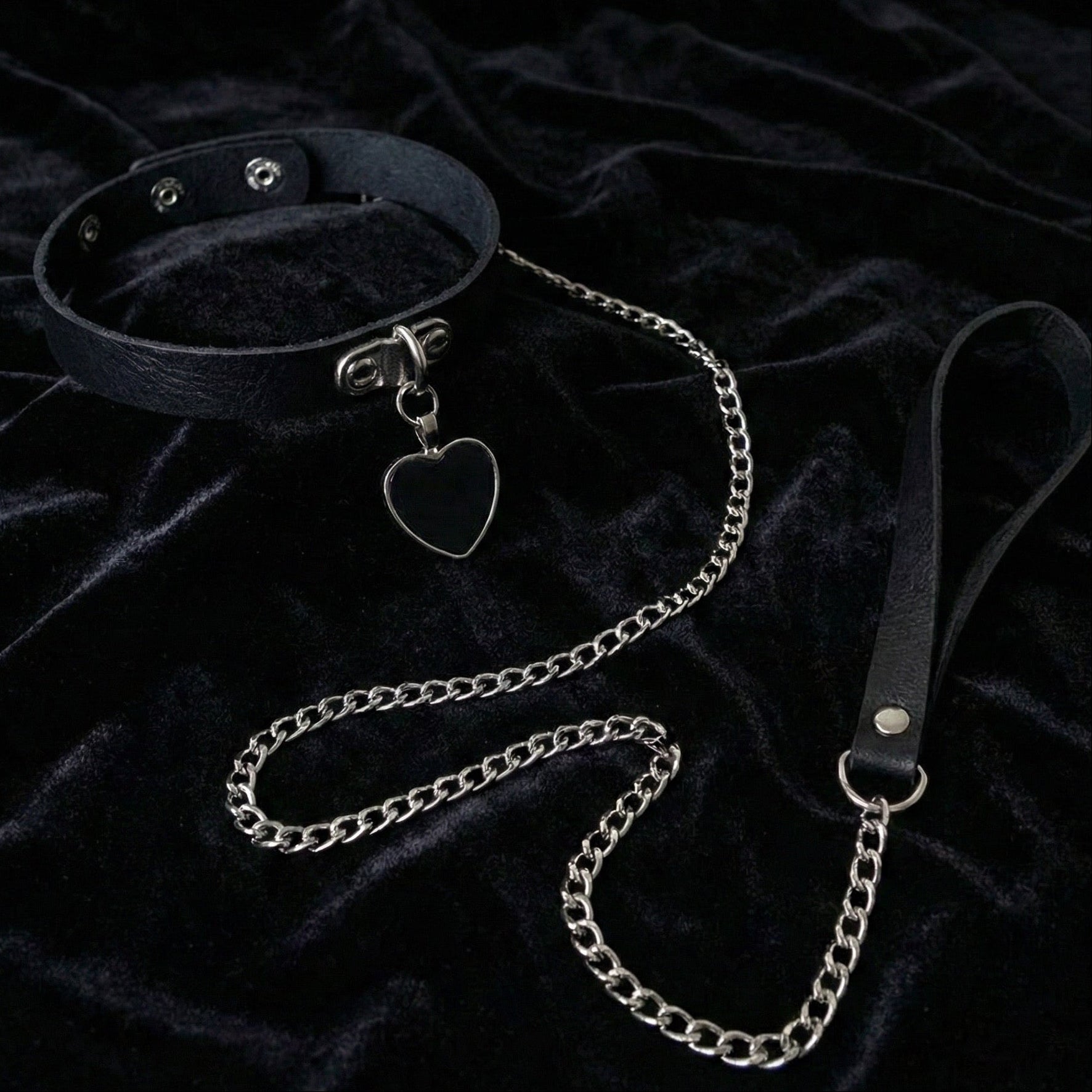 ECLYPT “No.3 – Leash Belt”